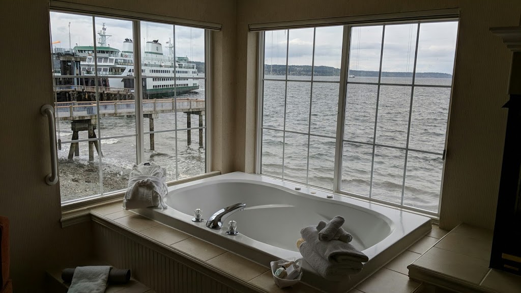 Silver Cloud Hotel - Mukilteo Waterfront | 718 Front St, Mukilteo, WA 98275, USA | Phone: (425) 423-8600