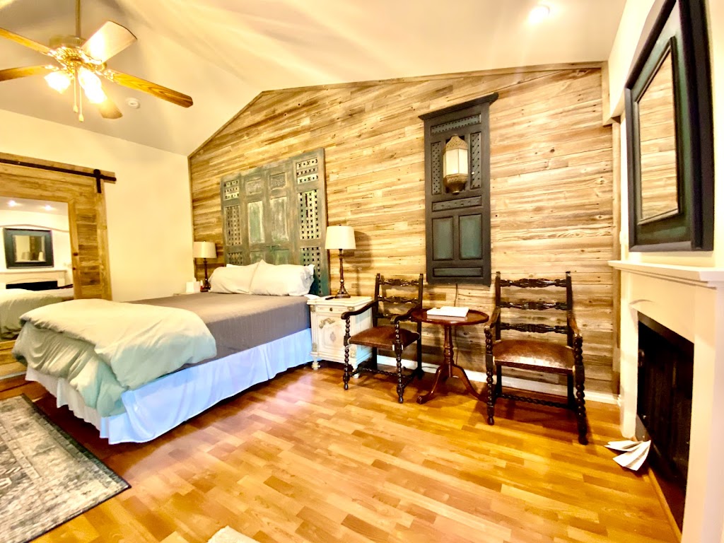 Creekhaven Inn & Spa | 400 Mill Race Ln, Wimberley, TX 78676, USA | Phone: (512) 847-9344