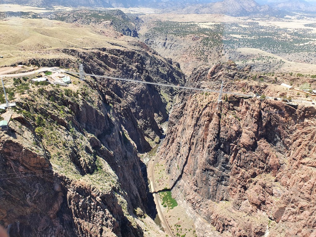 Royal Gorge Helicopter Tours | 45045 US-50, Cañon City, CO 81212, USA | Phone: (719) 648-5580