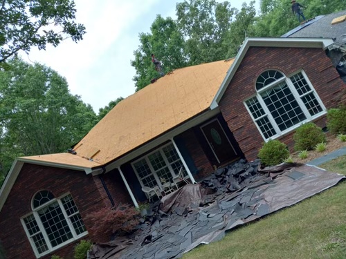 Top Notch Roofing & Remodeling LLC | 1324 Eaglebrook Dr, Concord, NC 28025, USA | Phone: (336) 301-5992