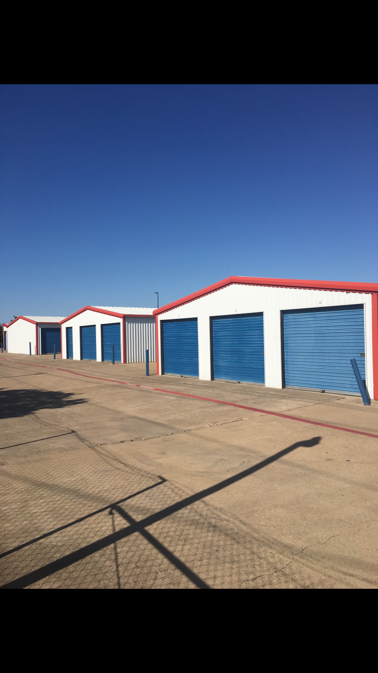 Stellar Self Storage | 550 N Burleson Blvd, Burleson, TX 76028, USA | Phone: (817) 295-0195