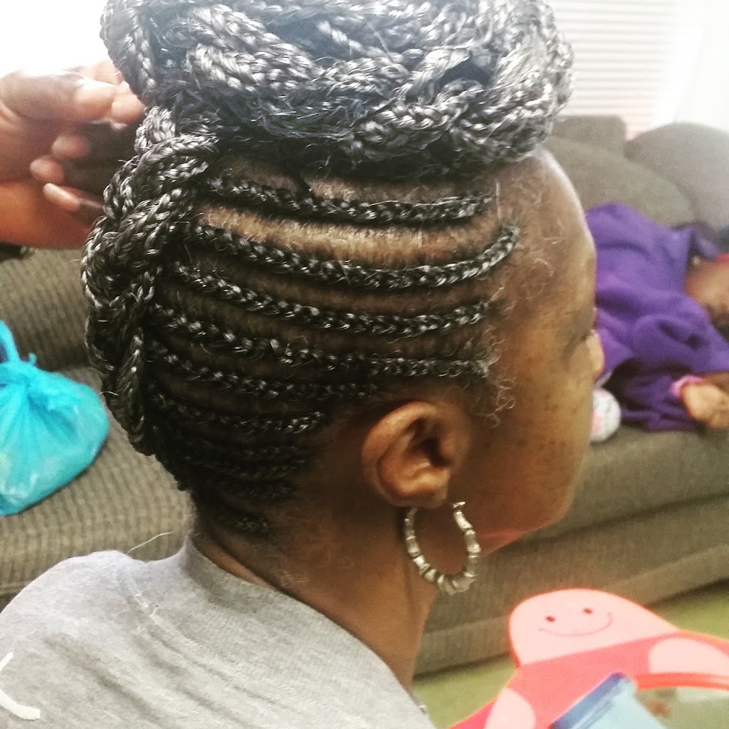 Deo Gracia African Hair Braiding | 12127 Bellefontaine Rd, St. Louis, MO 63138, USA | Phone: (314) 741-8500