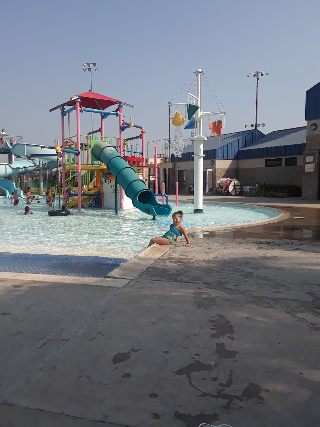 Gonzales Park | 1101 W Cressey St, Compton, CA 90222, USA | Phone: (310) 537-5347