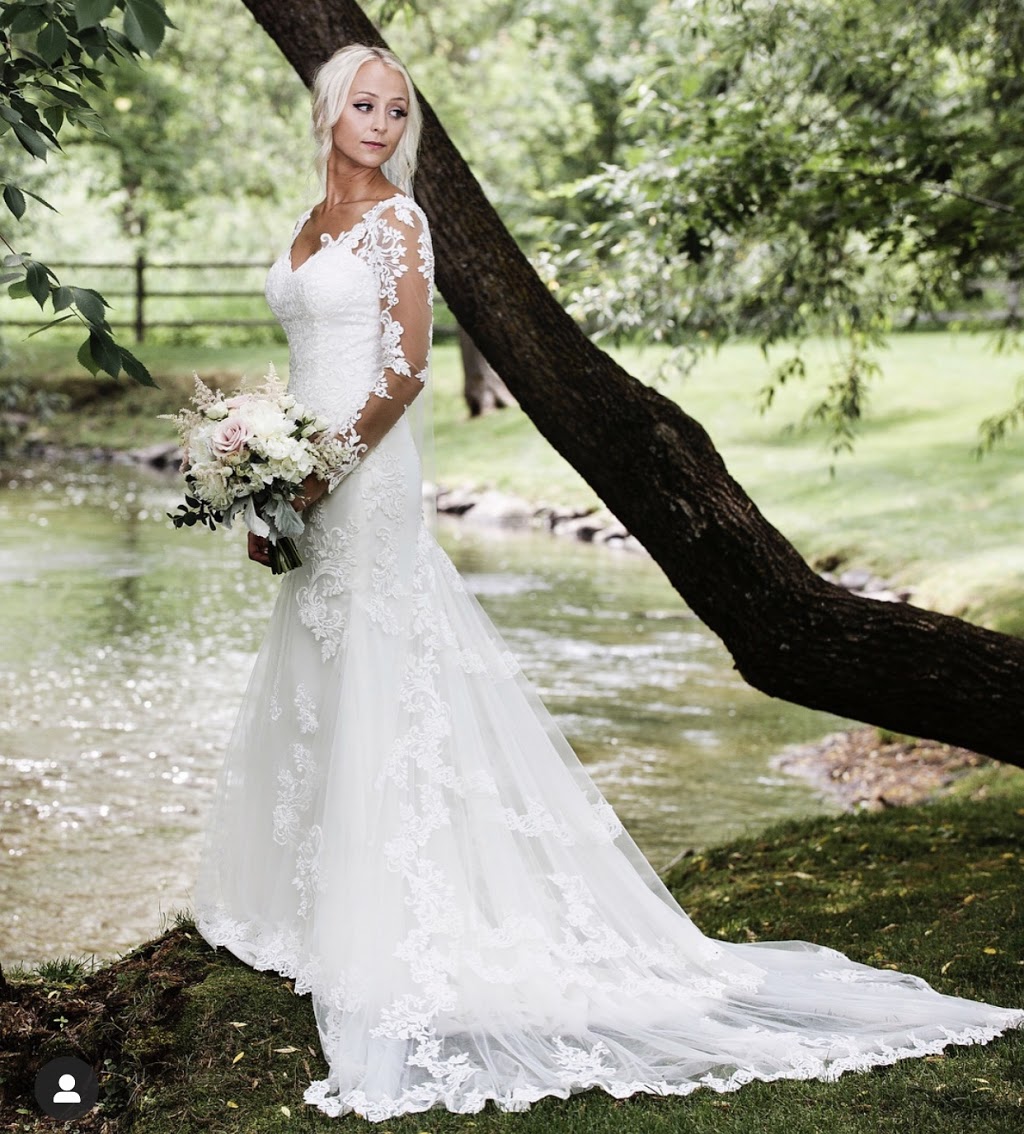 Angeliques Bridal | 12341 Aberdeen St NE, Blaine, MN 55449, USA | Phone: (763) 757-6310