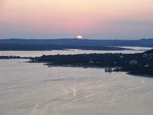 Montina Beach on Lake Travis | 16306 E Lakeshore Dr, Austin, TX 78734, USA | Phone: (512) 576-8800