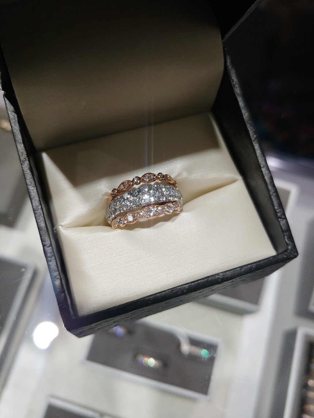 Bay Hill Jewelers | 7782 W Sand Lake Rd, Orlando, FL 32819, USA | Phone: (407) 226-6882