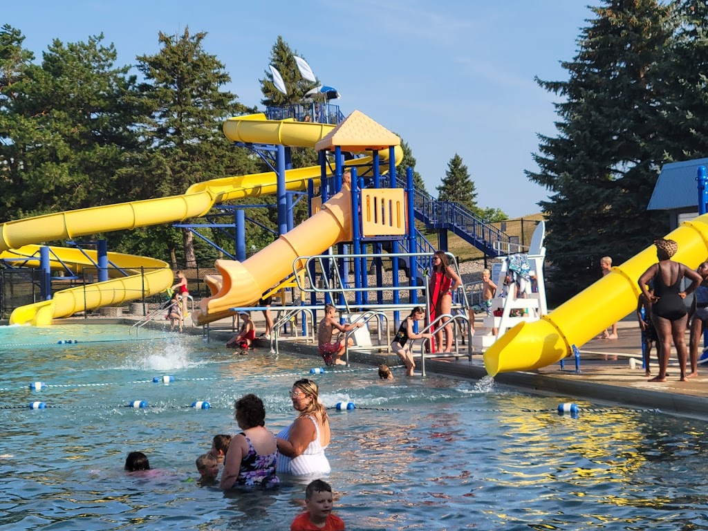 SandVenture Aquatic Park | 1101 Adams St S, Shakopee, MN 55379, USA | Phone: (952) 233-3840