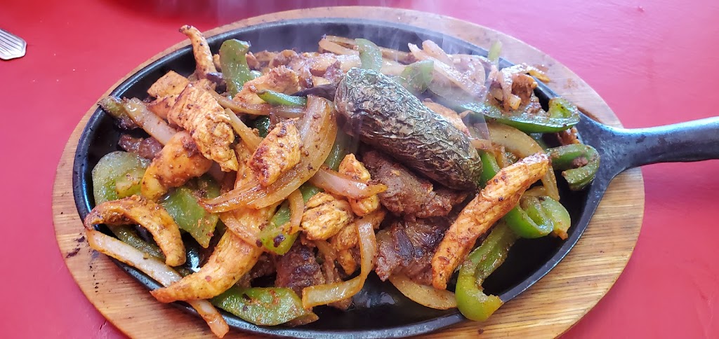 Nenas Mexican Restaurant | 4228 E Belknap St #114, Haltom City, TX 76117, USA | Phone: (682) 841-7470