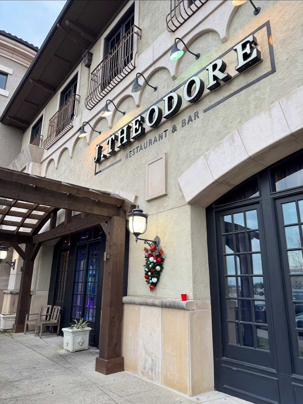 J.Theodore Restaurant & Bar | 6959 Lebanon Rd Suite 110, Frisco, TX 75034, USA | Phone: (214) 705-7775