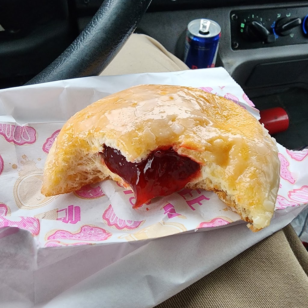 Snowflake donuts | 6001 Wesley St, Greenville, TX 75402, USA | Phone: (903) 455-4777