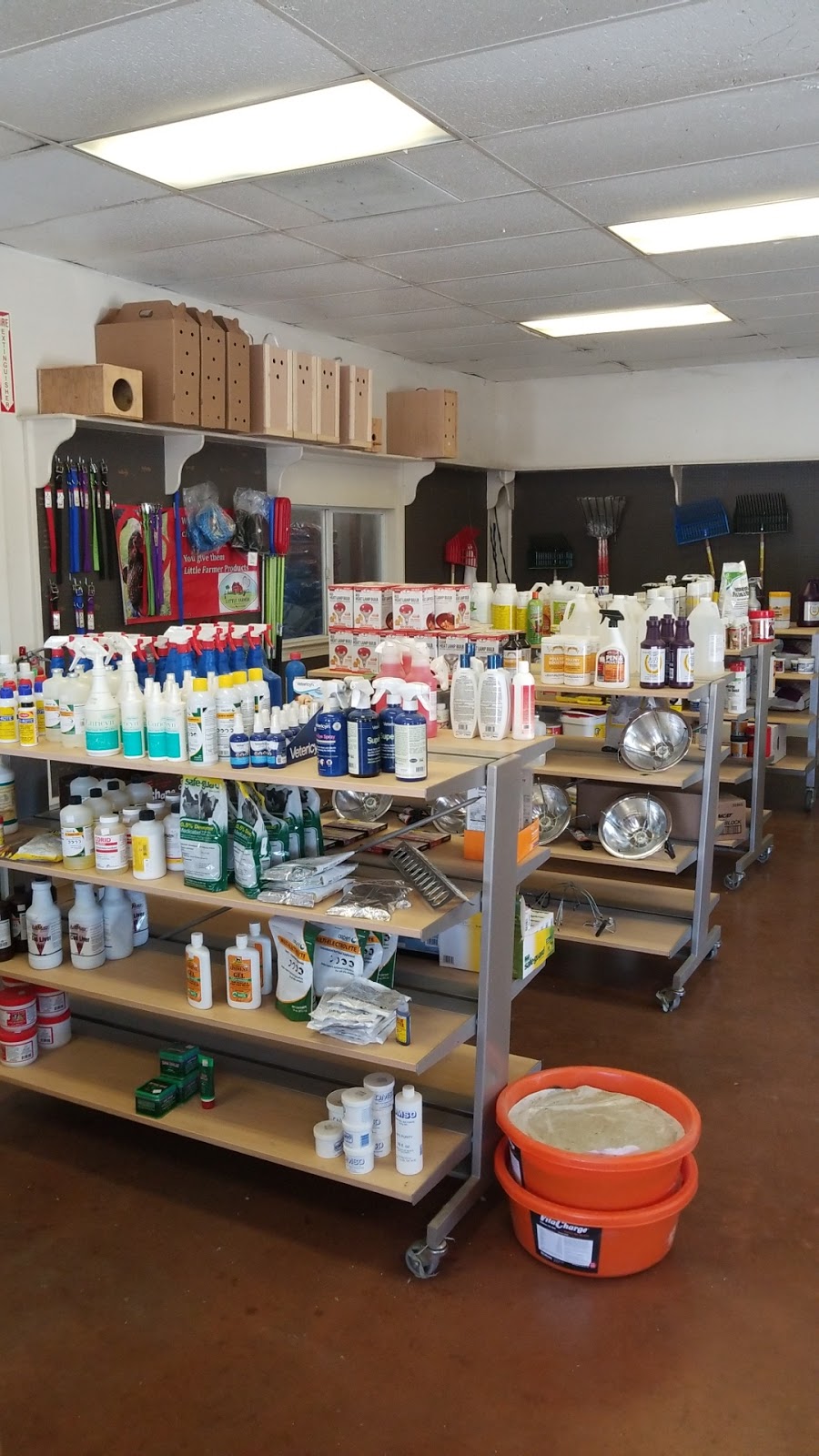 Hilmar Feed & Supply Store | 9038 Lander Ave, Hilmar, CA 95324, USA | Phone: (209) 633-3083