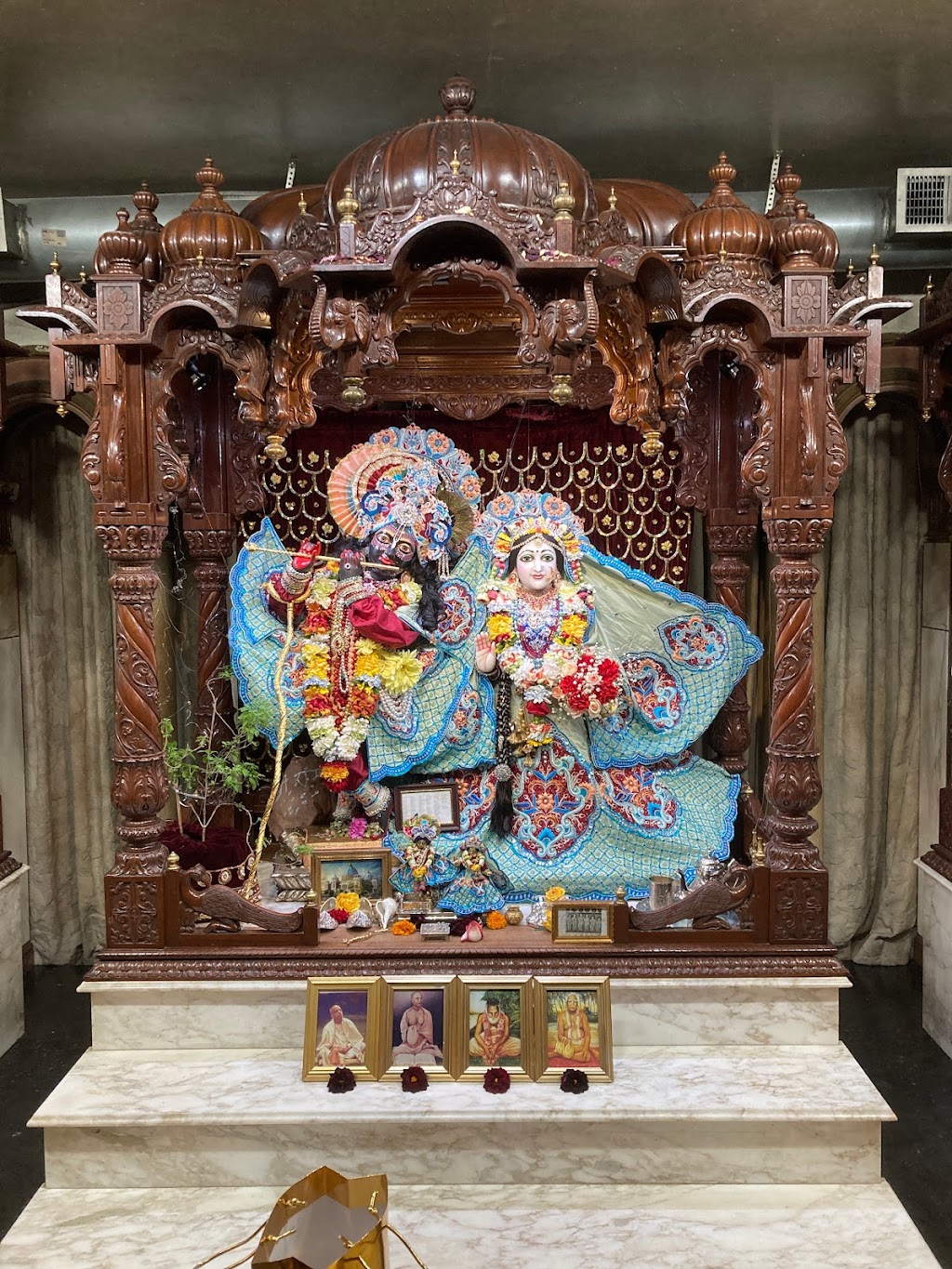 ISKCON Detroit | 383 Lenox St, Detroit, MI 48215, USA | Phone: (313) 331-6740