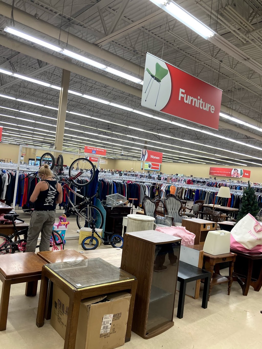 Savers | 21201 Center Ridge Rd, Rocky River, OH 44116, USA | Phone: (440) 356-1186