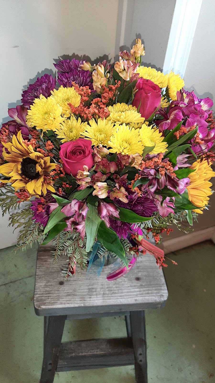 Claires Garden Market & Florist | 3281 Barber Rd, Norton, OH 44203 | Phone: (330) 835-6922