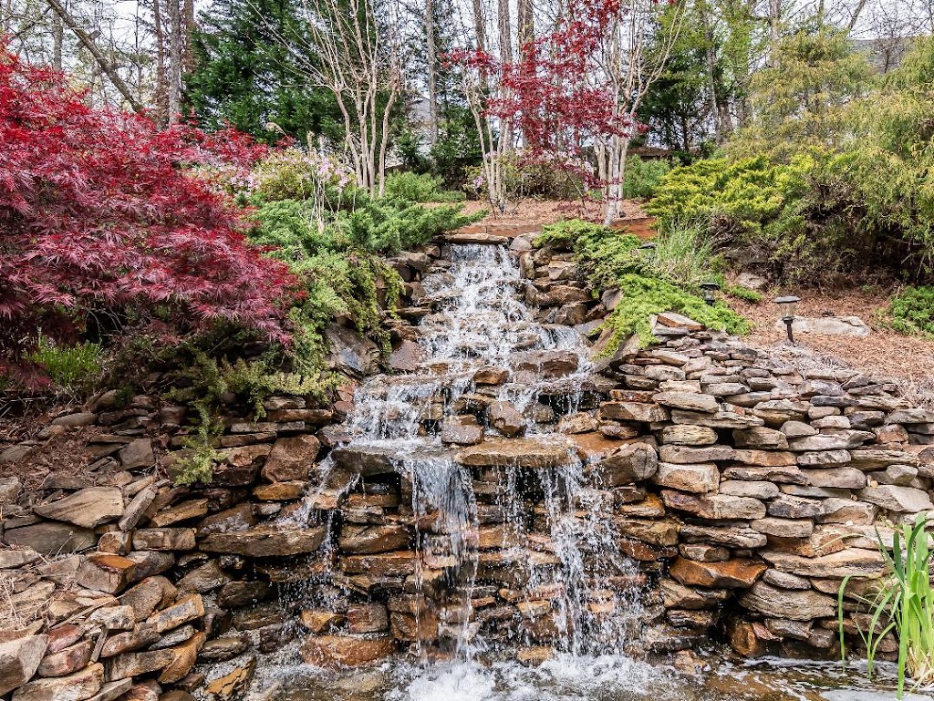 Paradise Ponds and Waterfalls | 813 W Shadburn Ave, Buford, GA 30518 | Phone: (404) 519-8870