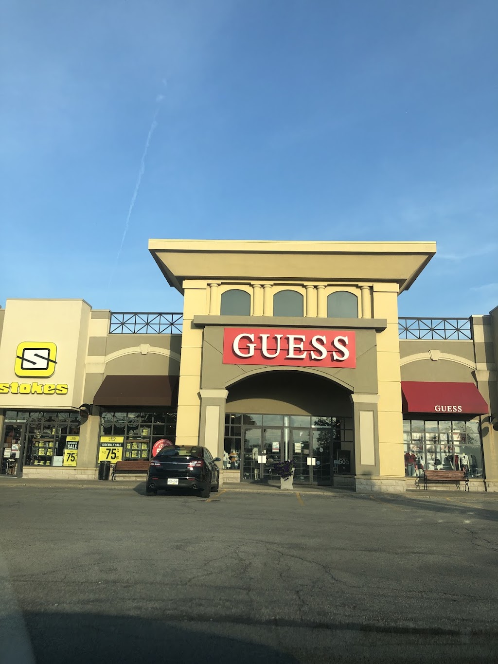 GUESS Factory | 1555 Talbot Rd Unit 150 - 160, Windsor, ON N9H 2N2, Canada | Phone: (519) 250-5119