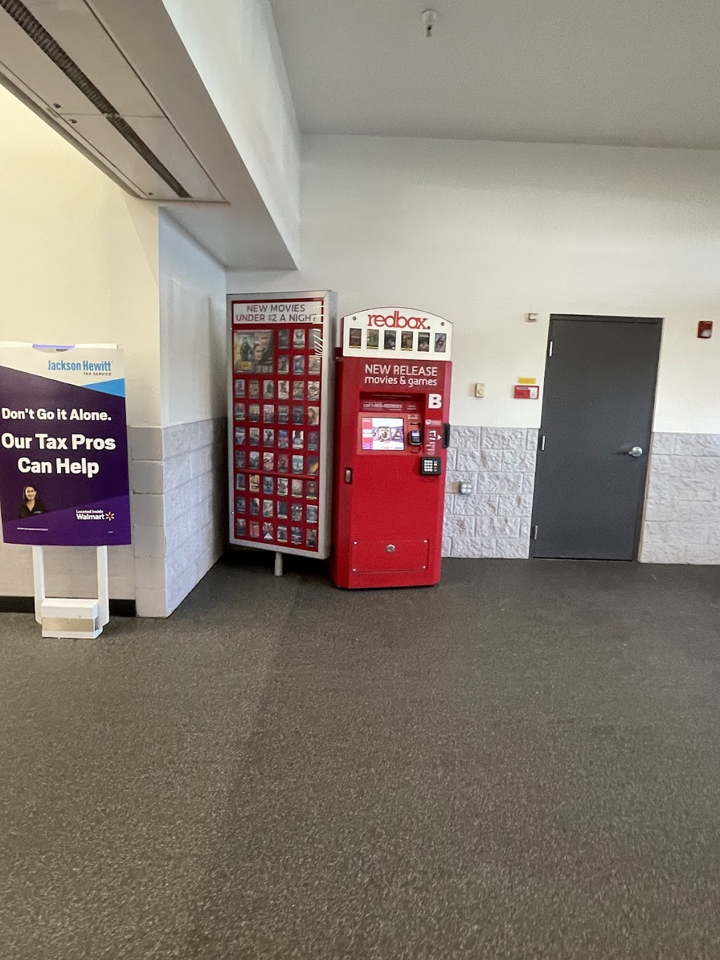 Redbox | 17000 S Tamiami Trl, North Port, FL 34287, USA | Phone: (866) 733-2693