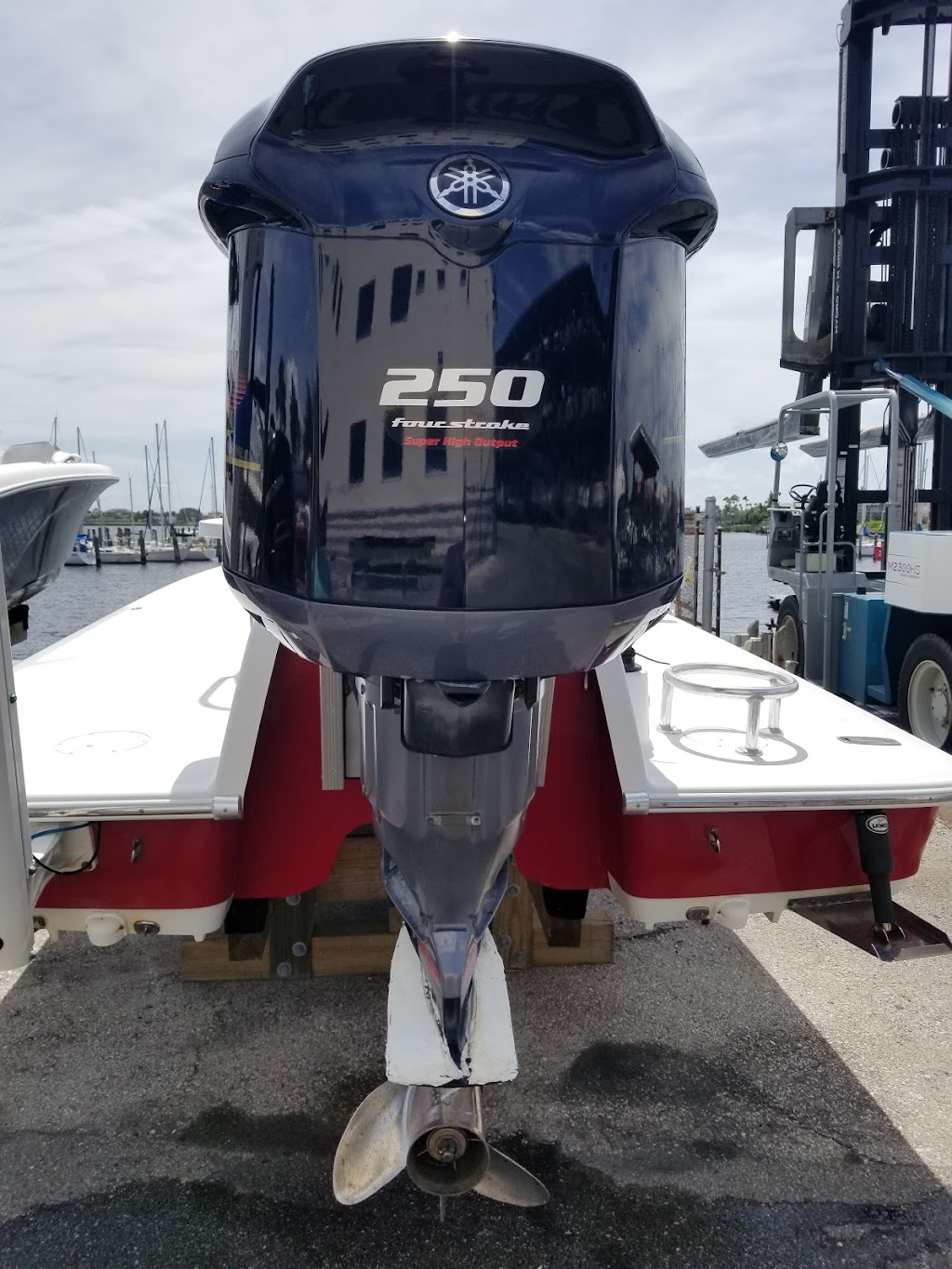 Hard Wave Boats | 5111C 8th Ave S, Gulfport, FL 33707, USA | Phone: (727) 365-1702