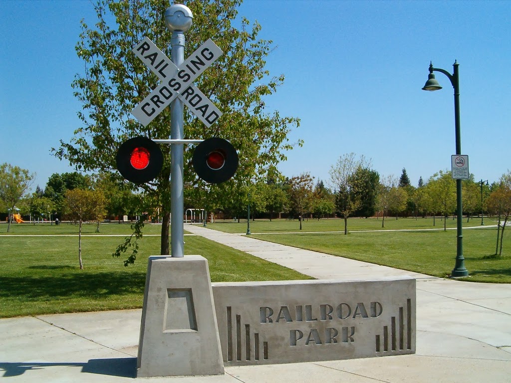 Railroad Park | 805 N Peach Ave, Clovis, CA 93611 | Phone: (559) 324-2600