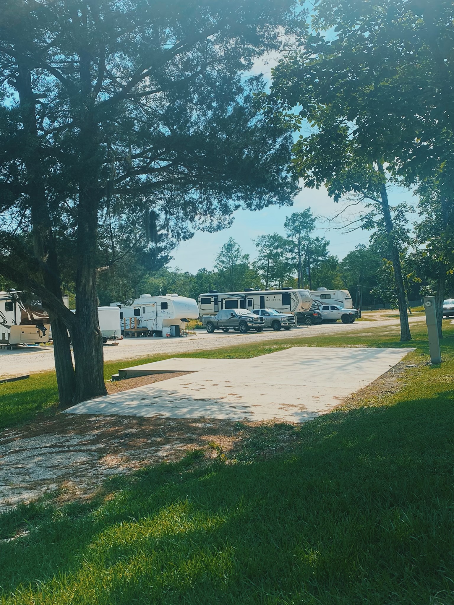 Rio RV Park | 25128 I-10, Wallisville, TX 77597, United States | Phone: (281) 782-1704