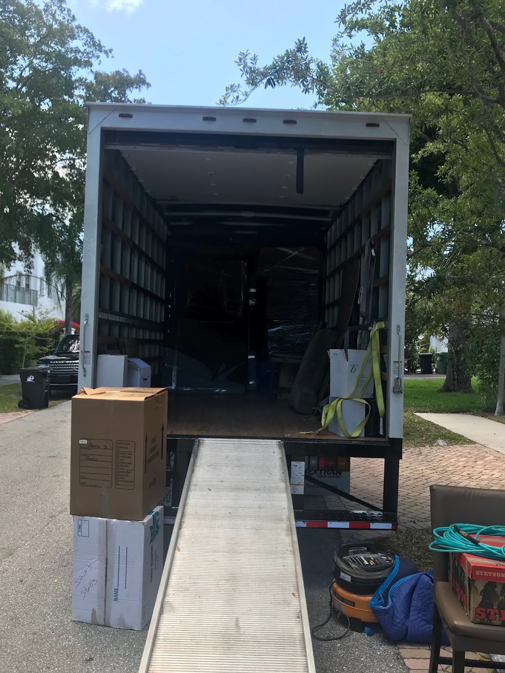 Engle Movers | 77 Engle St, Englewood, NJ 07631, USA | Phone: (201) 472-0320