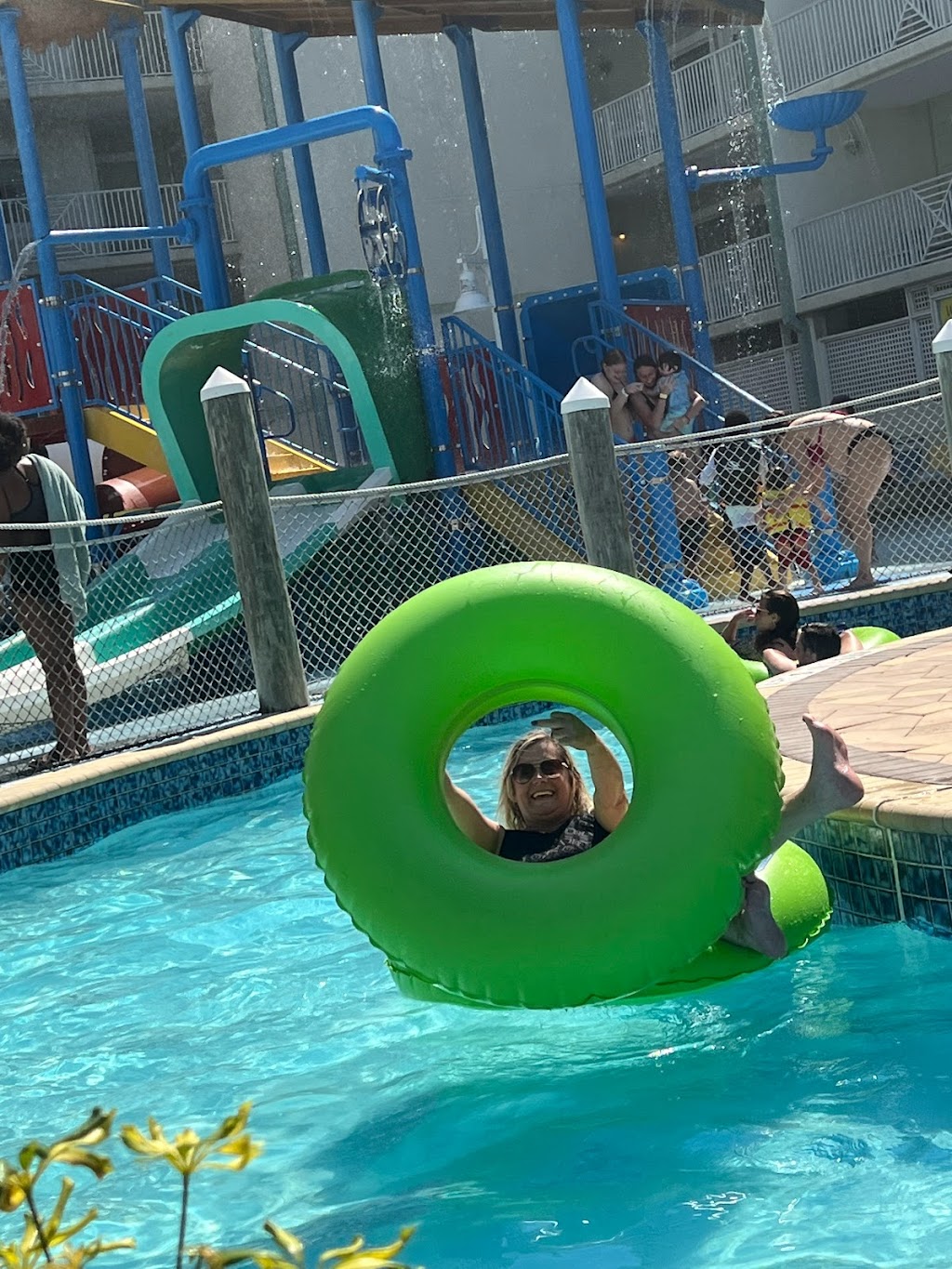 Splash Harbour Water Park | 399 2nd St, Indian Rocks Beach, FL 33785, USA | Phone: (727) 754-6492