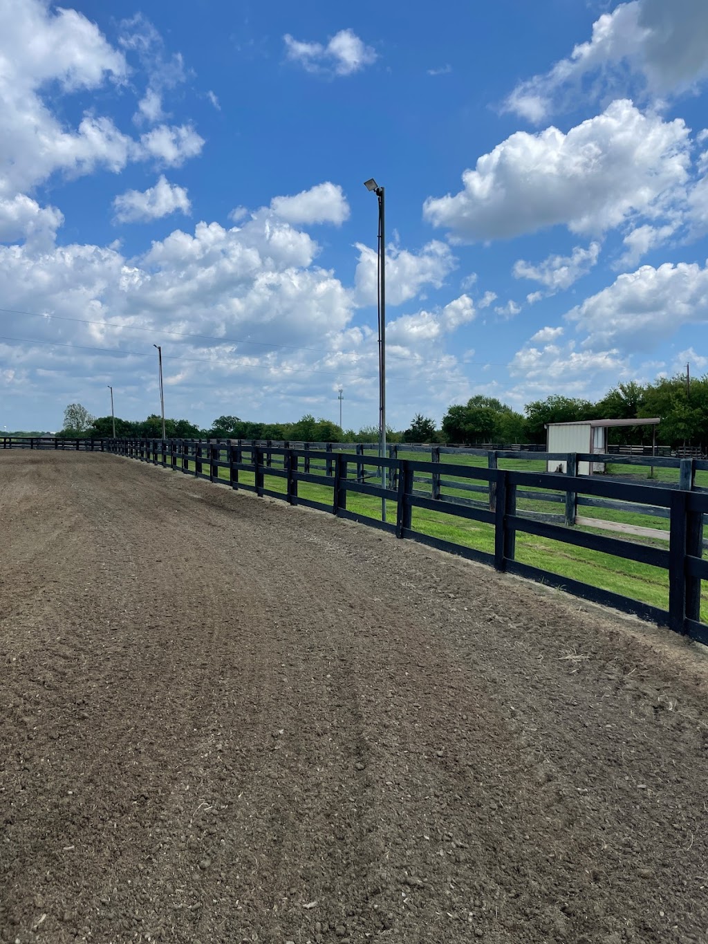 Meadow Lane Equestrian Center | 836 State Hwy 205, Rockwall, TX 75032, USA | Phone: (469) 863-6737