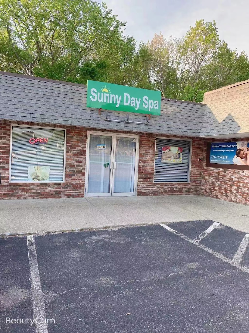 Sunny Day Spa | 3 Park St #5, Rehoboth, MA 02769, USA | Phone: (774) 225-6219