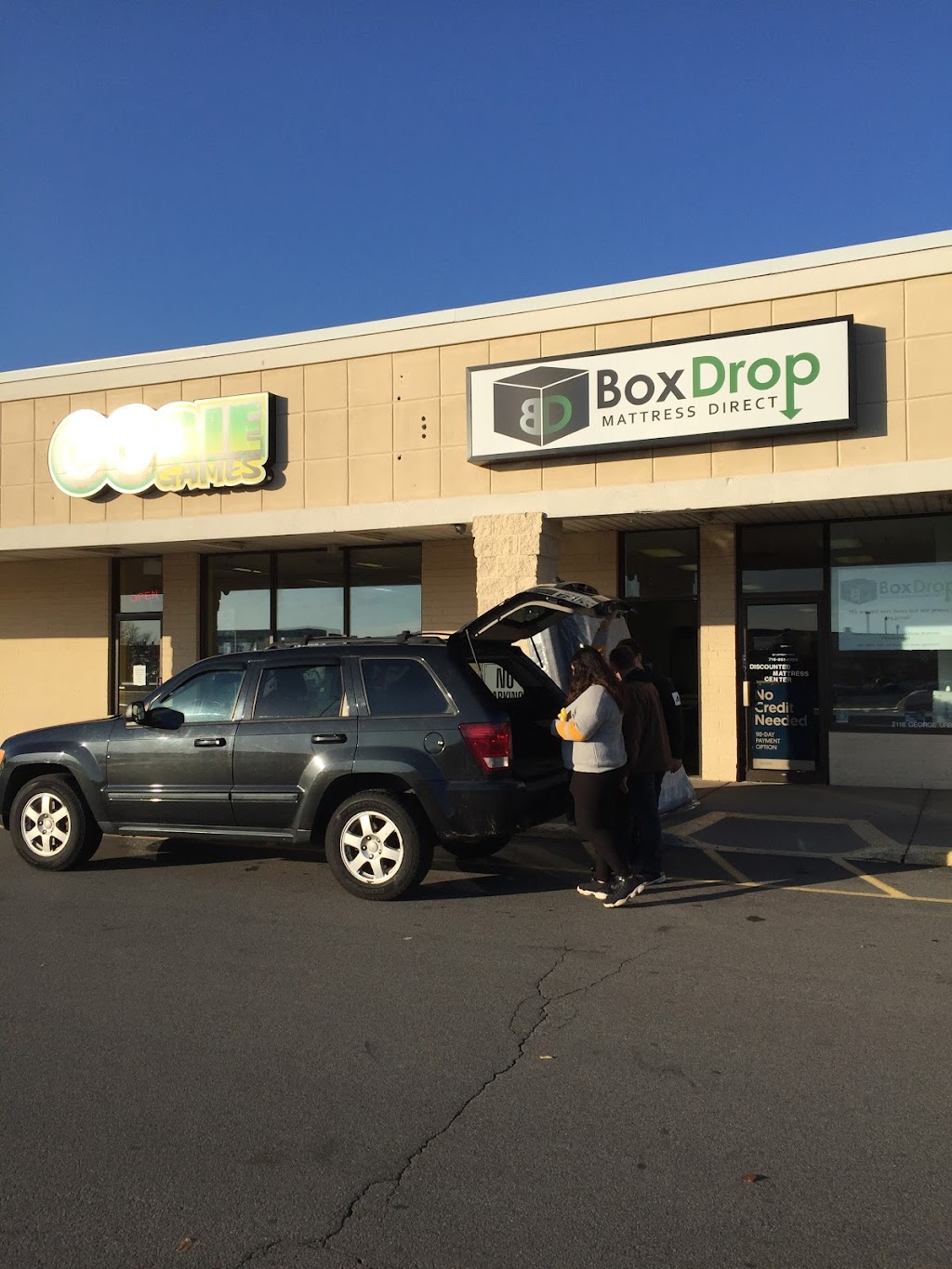 BoxDrop Mattress Amherst | 6515 Transit Rd, Bowmansville, NY 14026, USA | Phone: (716) 861-0199