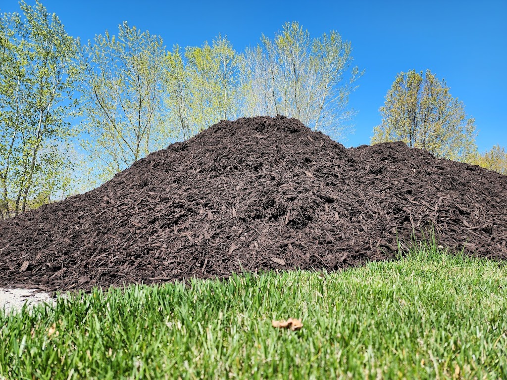 Waterloo Mulch and Soil | 1701 N 252nd St, Waterloo, NE 68069, USA | Phone: (402) 981-5163