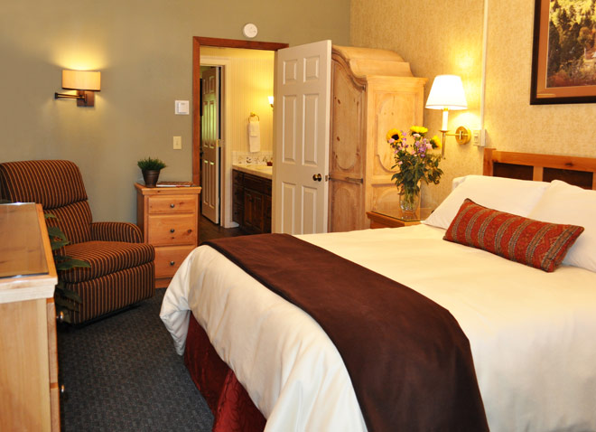 Olympic Village Inn | 1909 Chamonix Pl, Olympic Valley, CA 96146, USA | Phone: (530) 581-6000