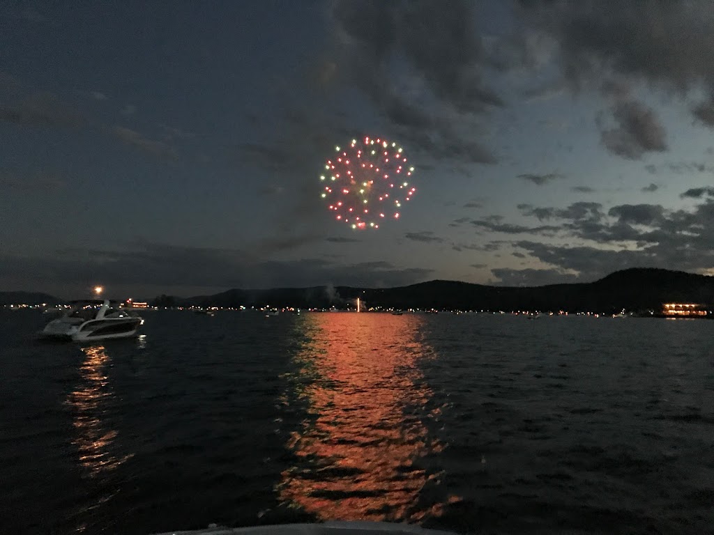 Bolton Boat Tours and Water Sports on Lake George | 3940 Lake Shore Dr, Diamond Point, NY 12824 | Phone: (518) 955-1349