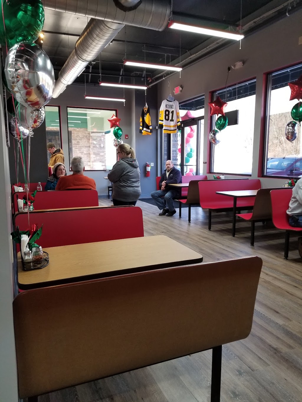 Supremos Pizzeria - (Callery)Evans City | 1324 Mars-Evans City Rd, Evans City, PA 16033, USA | Phone: (724) 432-3737