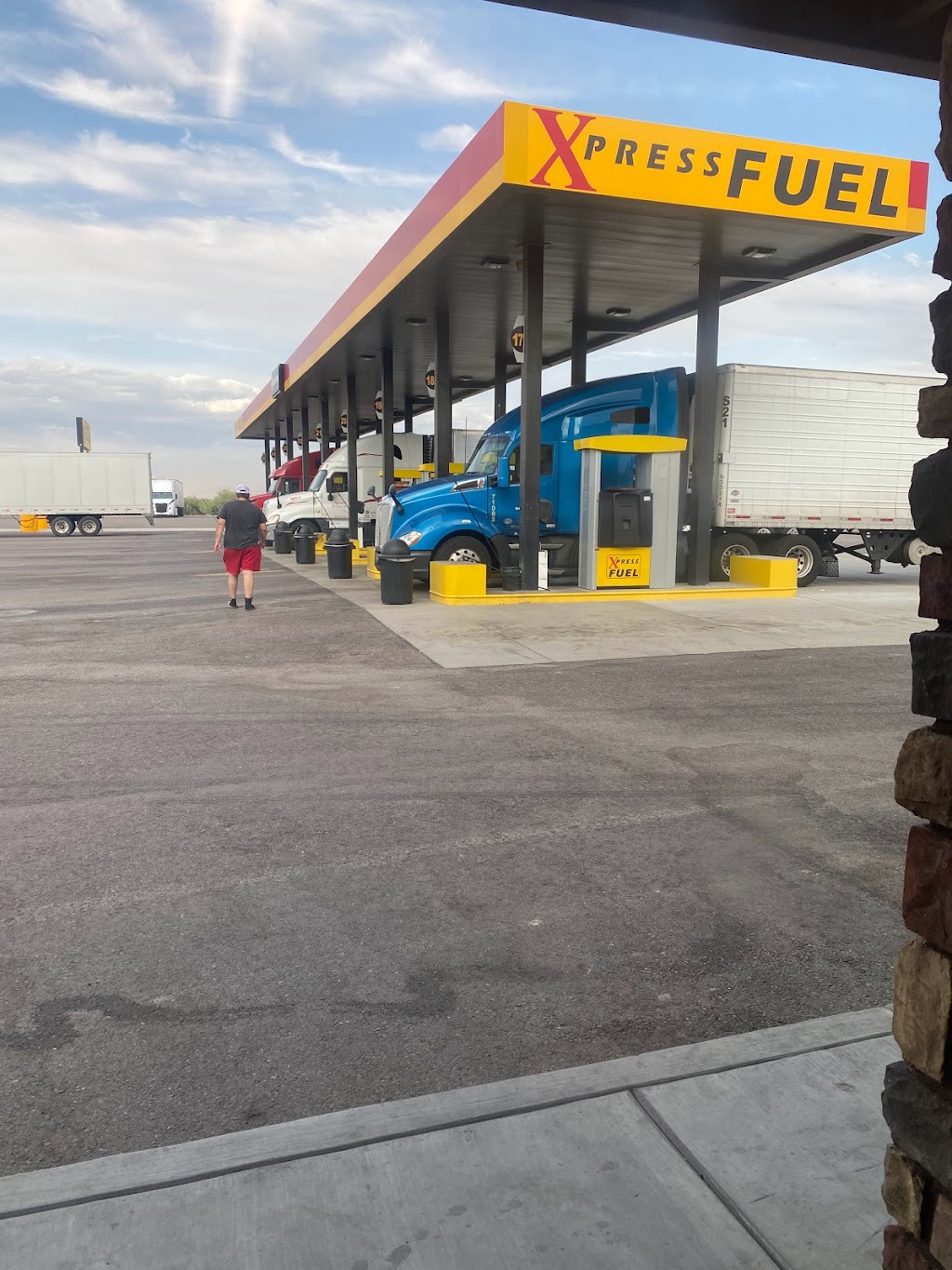 Xpress Fuel Travel Center | 3105 N Toltec Rd, Eloy, AZ 85131, USA | Phone: (520) 709-4058