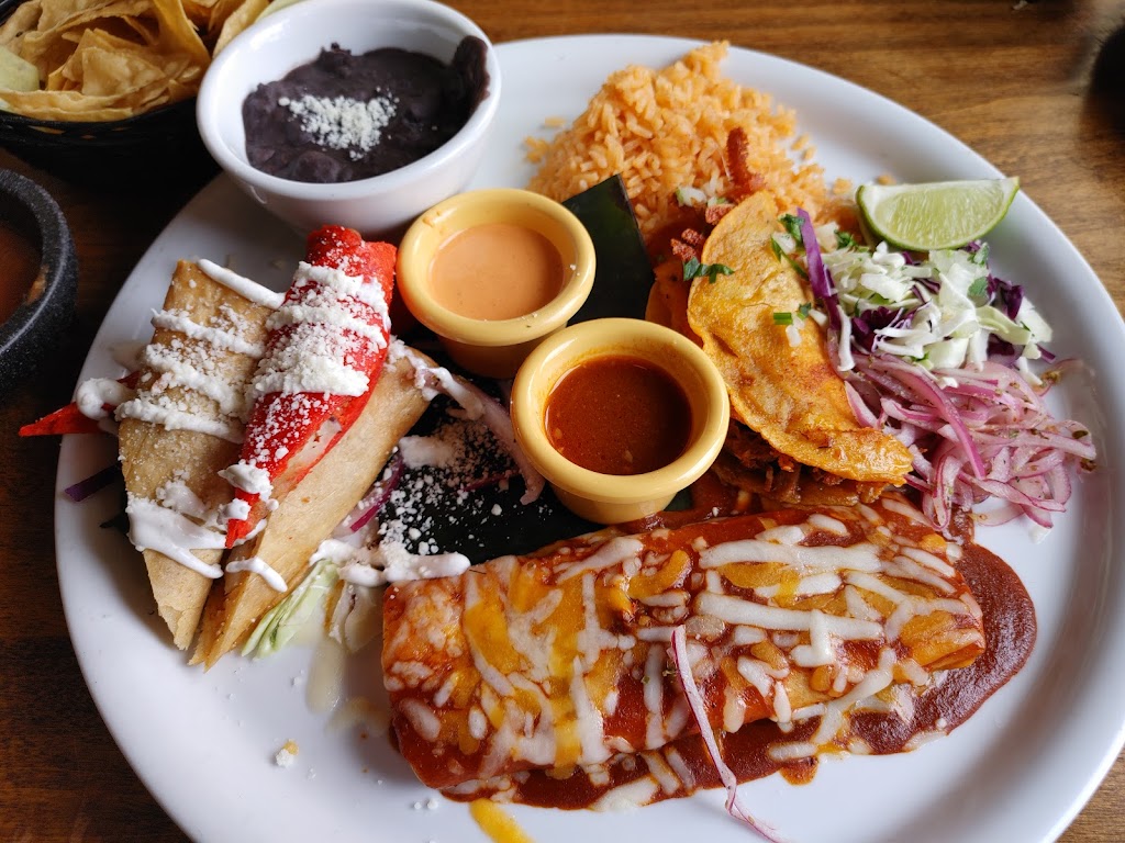 Acapulco Restaurant & Cantina | 6270 E Pacific Coast Hwy, Long Beach, CA 90803, USA | Phone: (562) 596-3371