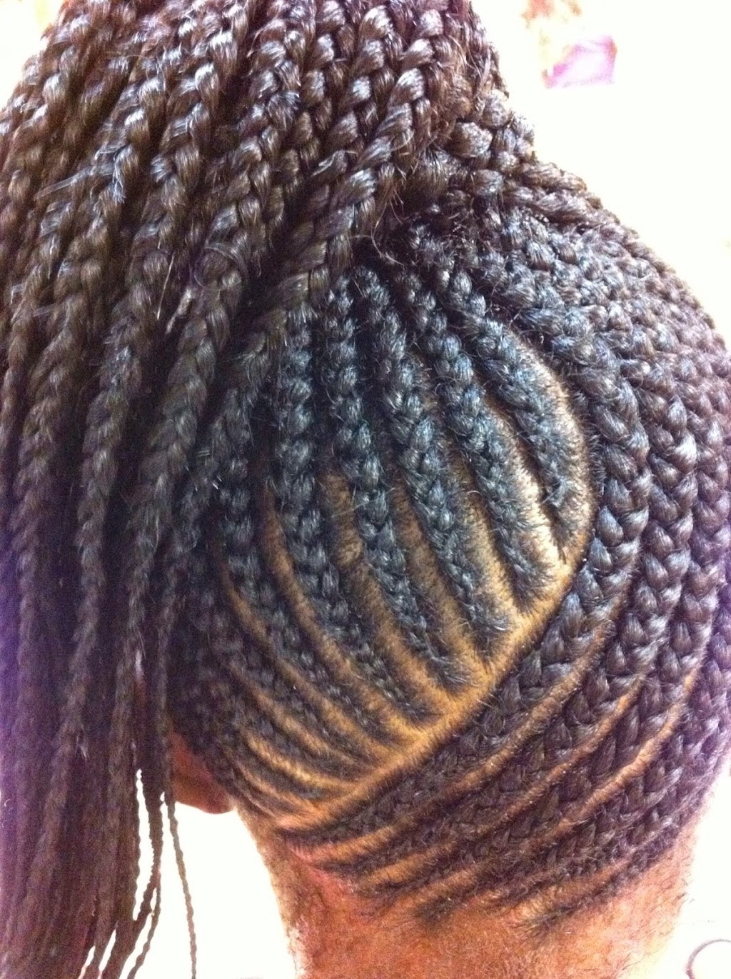 Monas Perfect African Hair Braiding and Beauty Salon | 5535 S 78th St, Tampa, FL 33619, USA | Phone: (813) 489-0575