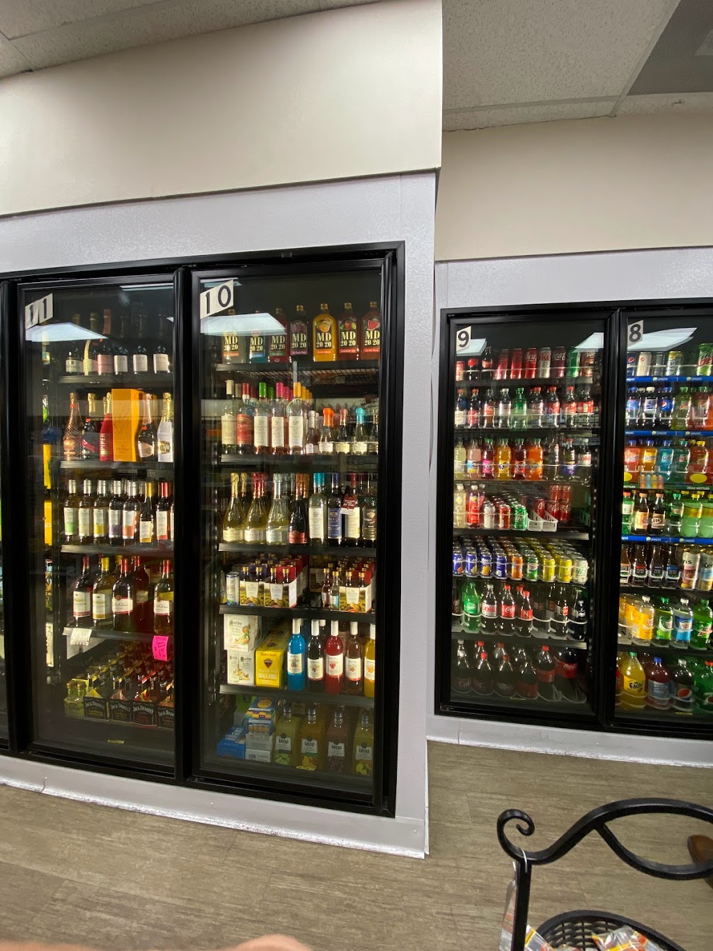 Beverage Shop Liquor | 479 E Gladstone St, Azusa, CA 91702 | Phone: (626) 334-5016