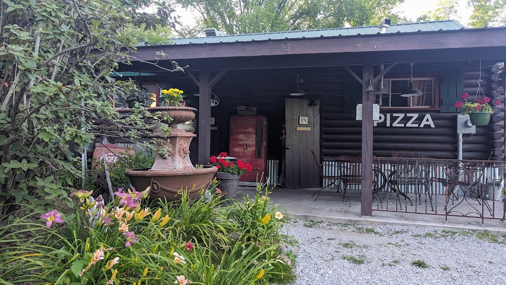 Pig Out Pizza | 8596 US-27, Butler, KY 41006, USA | Phone: (859) 472-7447