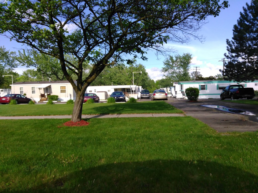 Flamingo Mobile Home Park Inc | 22600 Middlebelt Rd, Farmington Hills, MI 48336, USA | Phone: (248) 474-2131