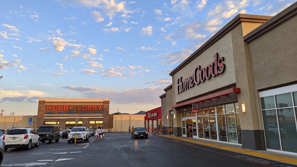 HomeGoods | 683 N Victory Blvd, Burbank, CA 91502, USA | Phone: (818) 556-1578