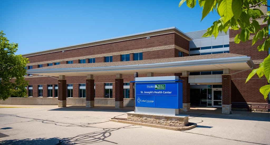Froedtert Pleasant Valley Health Center | 3200 Pleasant Valley Rd, West Bend, WI 53095, USA | Phone: (262) 836-7300