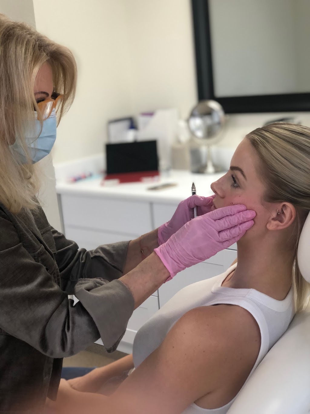 Love Your Look Spa-Stephanie Glass, RN | 4417 N 40th St Suite 200, Phoenix, AZ 85018, USA | Phone: (970) 739-1390