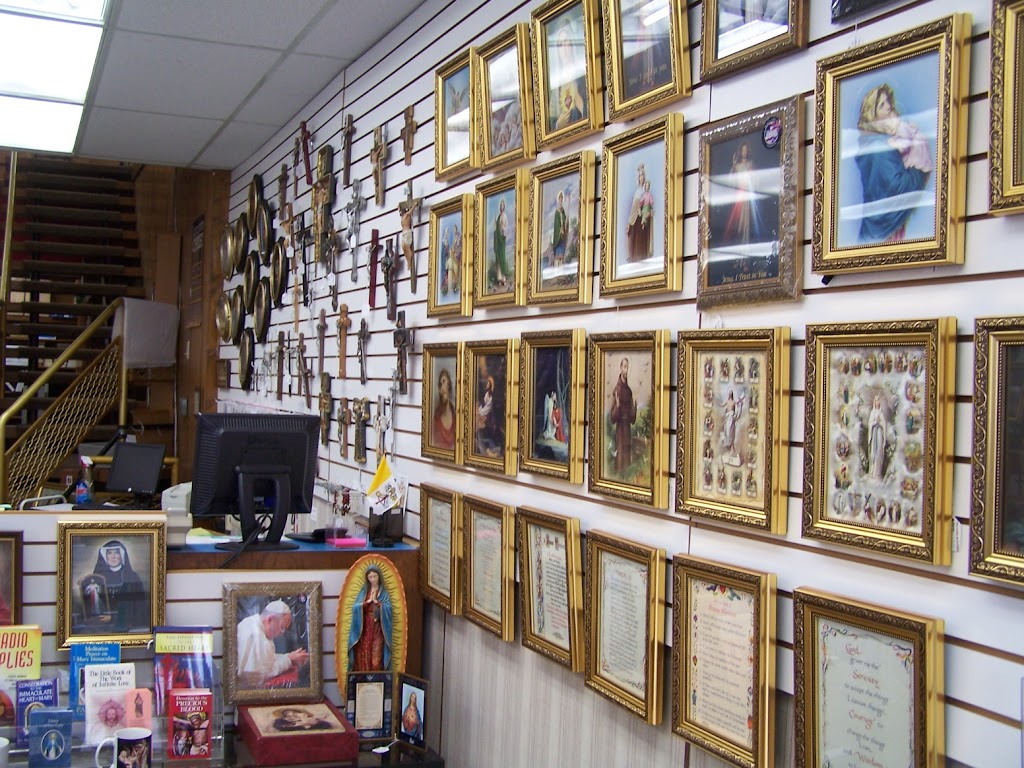 Catholic Books & Gifts | 7346 W Greenfield Ave, Milwaukee, WI 53214, USA | Phone: (414) 258-2665