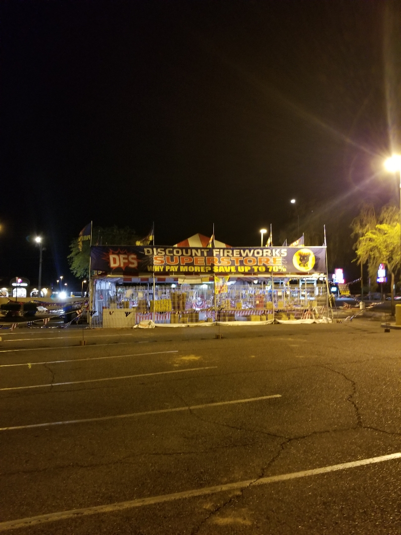 Discount Fireworks Superstore | 4470 NW 185th Ave, Portland, OR 97229, USA | Phone: (503) 720-7182