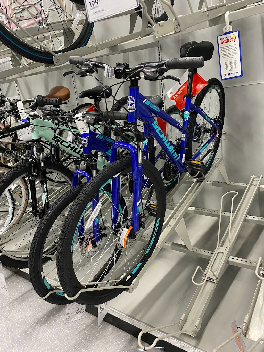 Academy Sports + Outdoors | 7926 Giacosa Pl, Memphis, TN 38133, USA | Phone: (901) 379-3000