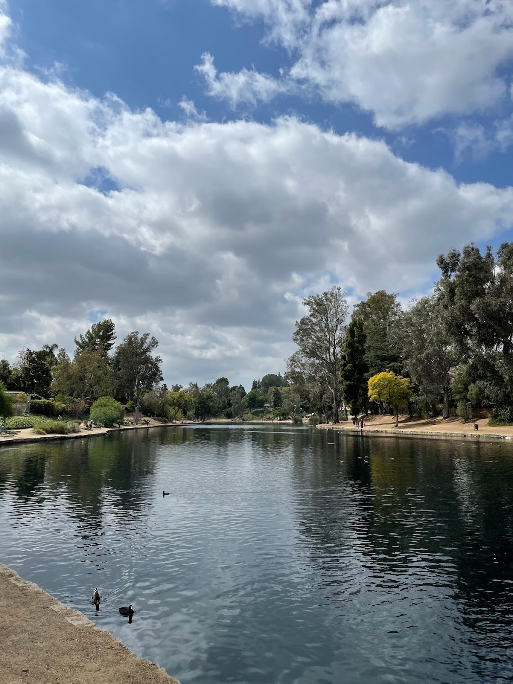 Laguna Lake Park | 3120 Lakeview Dr, Fullerton, CA 92835, USA | Phone: (714) 738-6575