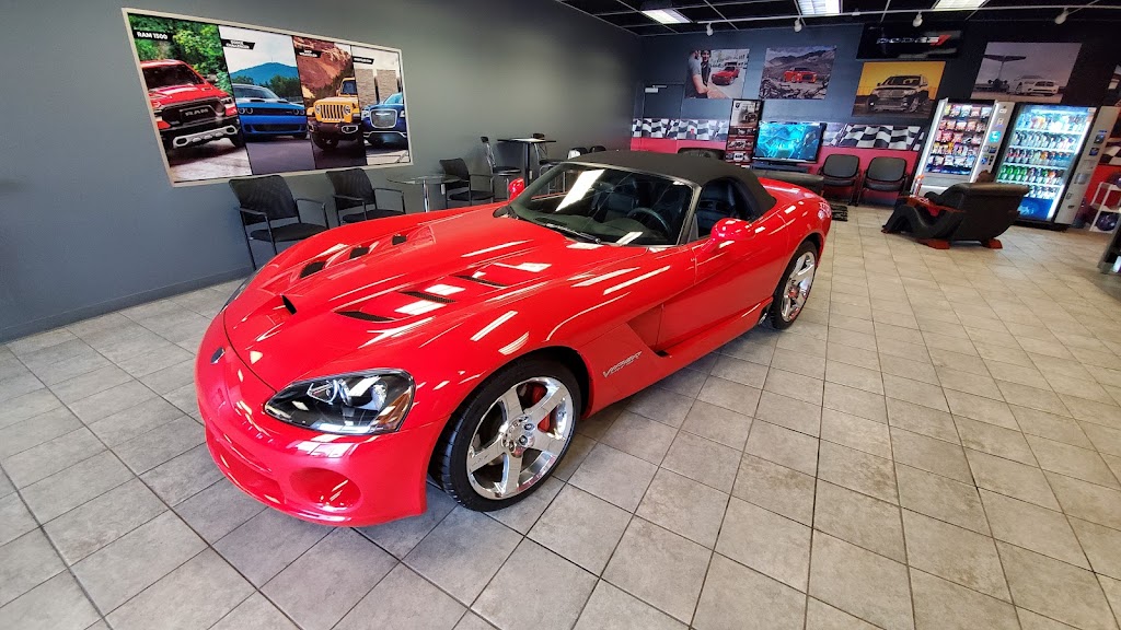 Findlay Chrysler Dodge Jeep Ram | 10305 US-224, Findlay, OH 45840, USA | Phone: (419) 749-6353