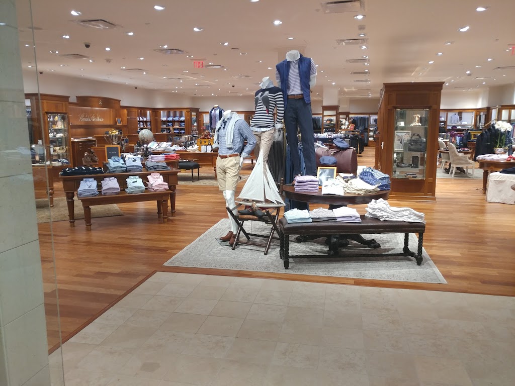 Brooks Brothers | 140 University Town Center Dr Suite 228, Sarasota, FL 34243, USA | Phone: (941) 702-9110