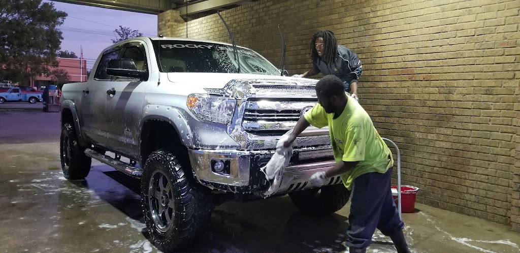 Joes Delicate Touch Carwash | 247 Canal St, Luling, LA 70070, USA | Phone: (504) 432-2696