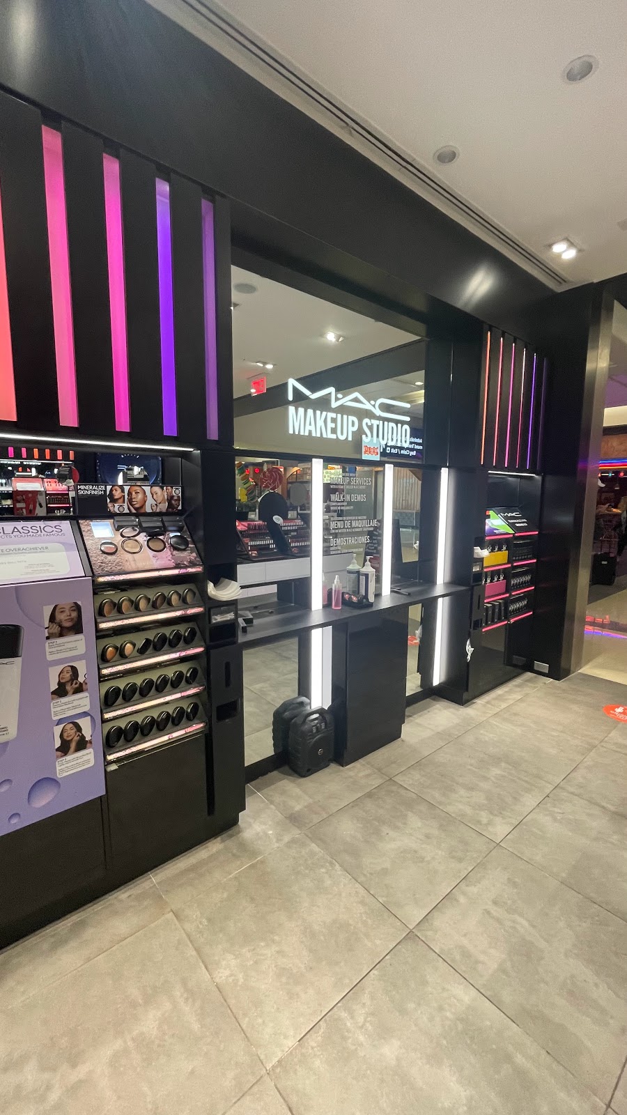 MAC Cosmetics Terminal A28 | 2400 Aviation Dr, Dallas, TX 75261, USA | Phone: (817) 421-6399